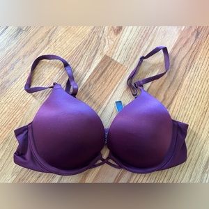 Victoria’s secret bombshell bra